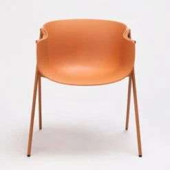 Silla Con Reposabrazos En Polipropileno Y Metal BAI -Demarques Tienda bai silla comedor polipropileno y metal disponible en varios acabados 2
