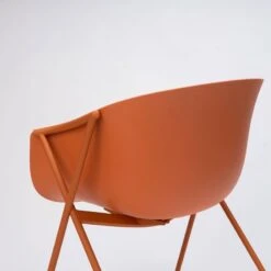 Silla Con Reposabrazos En Polipropileno Y Metal BAI -Demarques Tienda bai silla comedor polipropileno y metal disponible en varios acabados 5