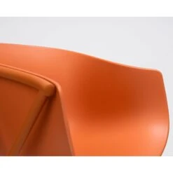 Silla Con Reposabrazos En Polipropileno Y Metal BAI -Demarques Tienda bai silla comedor polipropileno y metal disponible en varios acabados 8