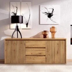 Aparador Con 2 Puertas Alistonadas Y 3 Cajones 178 Cm UDO