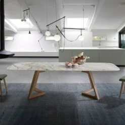 MESA DE COMEDOR NIL FIX CON TAPA DE PORCELANICO