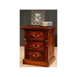 MESA DE NOCHE VICTORIANA CON 3 CAJONES