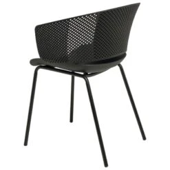 Silla Decocina En Polipropileno Y Patas Metalicas Negras NOELLE -Demarques Tienda noelle silla negra en polipropileno y patas metalicas 1