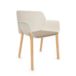 NUEZ - SILLON CON PATAS DE MADERA ASIENTO TAPIZADO