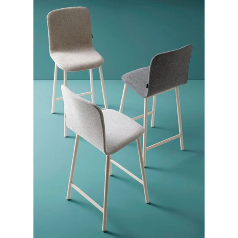 PEPPER 1 - TABURETE TAPIZADO Y PATAS METALICAS 5 PEPPER 1 - TABURETE TAPIZADO Y PATAS METALICAS - Imagen 3