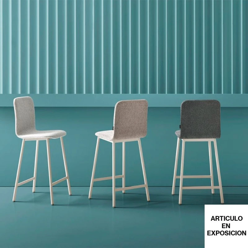 PEPPER 1 - TABURETE TAPIZADO Y PATAS METALICAS 3 PEPPER 1 - TABURETE TAPIZADO Y PATAS METALICAS