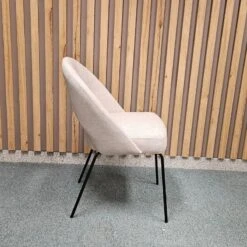 Silla Comedor Tapizada Con Pata Metalica DUOMO -Demarques Tienda silla comedor tapizada con pata metalica duomo 6