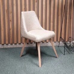 Silla Tapizada Con Patas De Madera CATANIA -Demarques Tienda silla tapizada catania 4